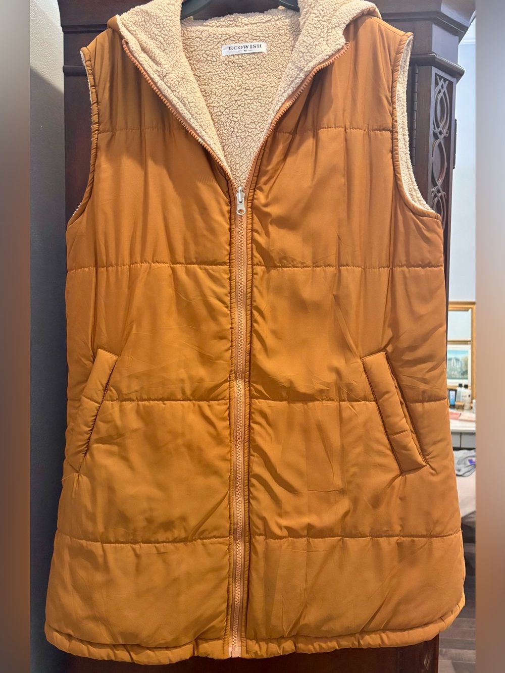Women's Sherpa-Lined Puffer Vest in Camel